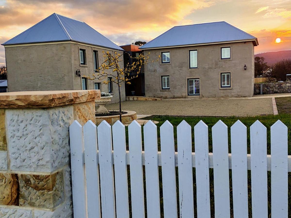 Bed and Breakfast Triabunna Barracks Екстер'єр фото