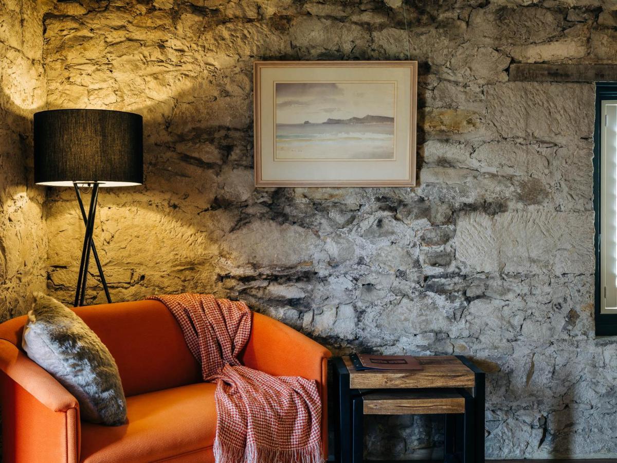 Bed and Breakfast Triabunna Barracks Екстер'єр фото
